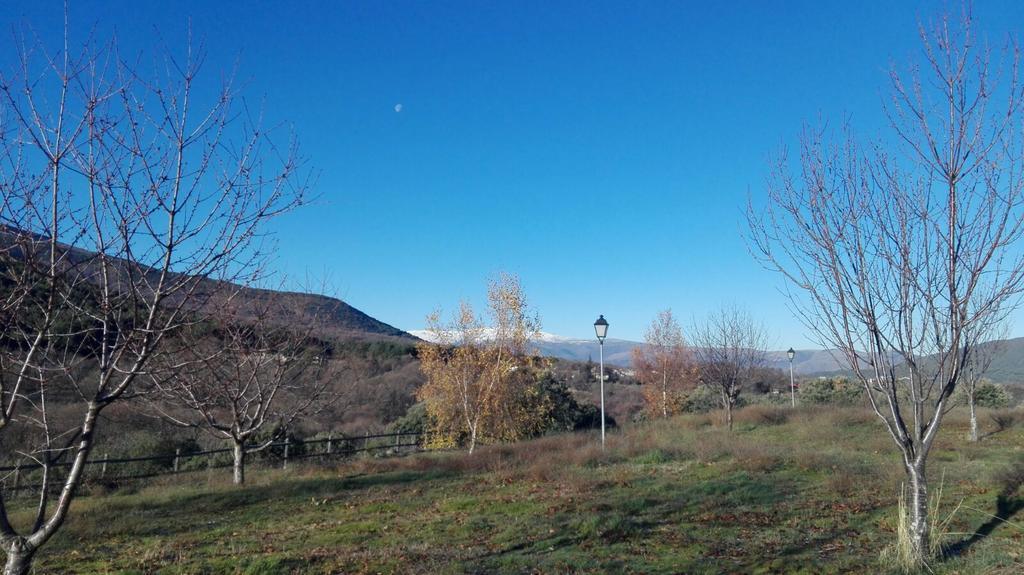 فندق Bohoyoفي  Los Chozos De Gredos المظهر الخارجي الصورة